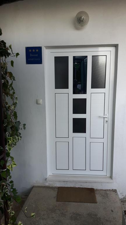 Apartments Tony Stanici - Omis Omiš Exterior foto